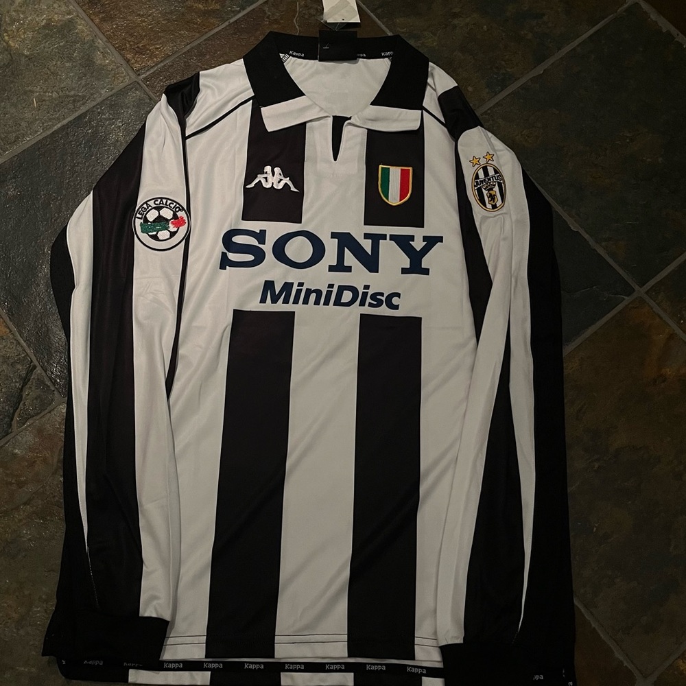 Del Piero #10 Long sleeve Juventus 97/98 home jersey ( Large) - Picture 2 of 3